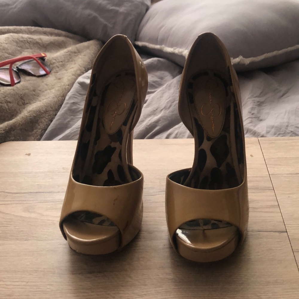Jessica Simpson Acadia platform heel